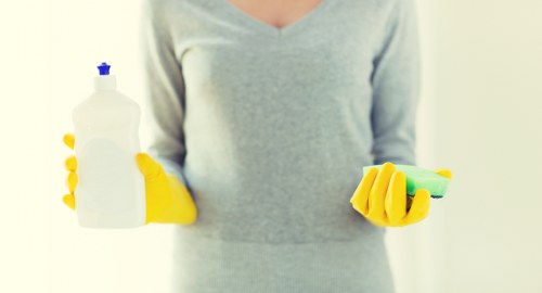 Commercial cleaner in Ilford maintaining a spotless office environment